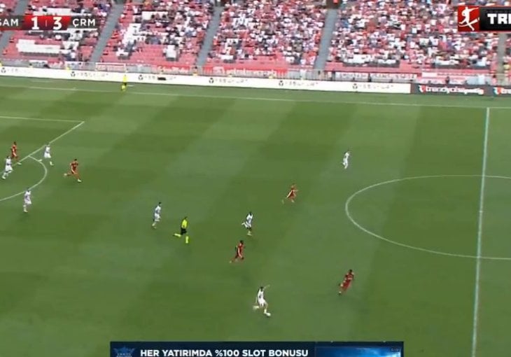 Mahmiću bila dovoljna minuta: Ušao s klupe i odmah zablistao (VIDEO)