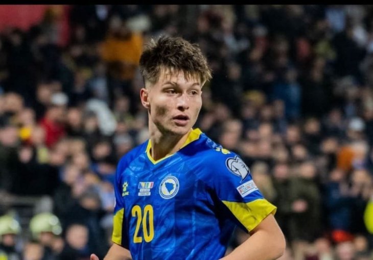 Bajraktarević odgovorio na najbolji mogući način: Dvije asistencije i preokret PSV-a