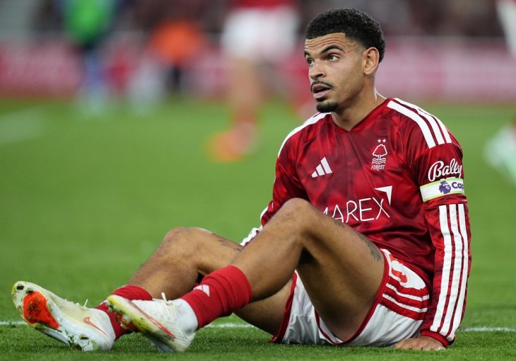 Bayern bacio oko na Gibbs-Whitea, Nottingham Forest očekuje ponude
