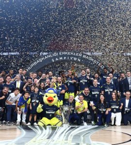 Fenerbahče slavio u velikom finalu: Alimpijević ostao bez trofeja pred start Evrolige
