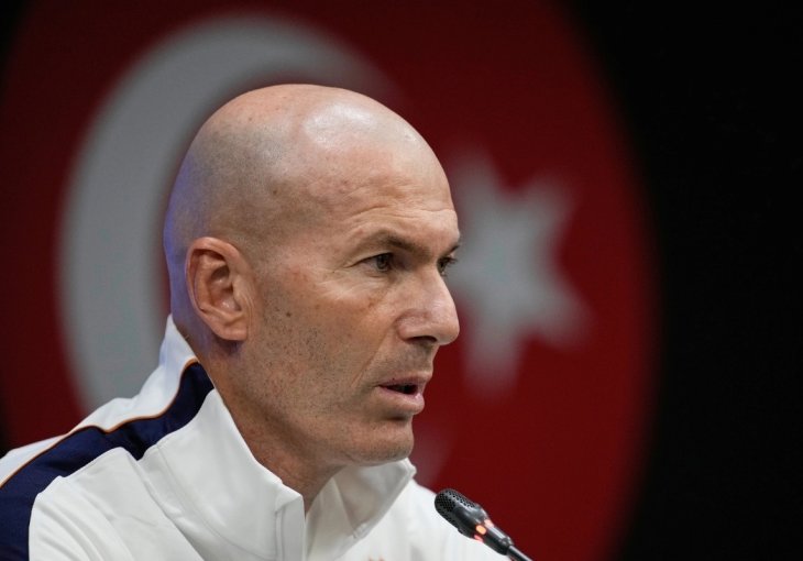 Zidan nakon prvog remija na klupi Francuske poslao jasnu poruku: 
