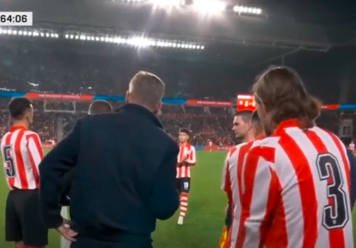 Navijači PSV-a su vidjeli da Bajraktarević napušta teren, a onda pokazali šta zaista misle o njemu