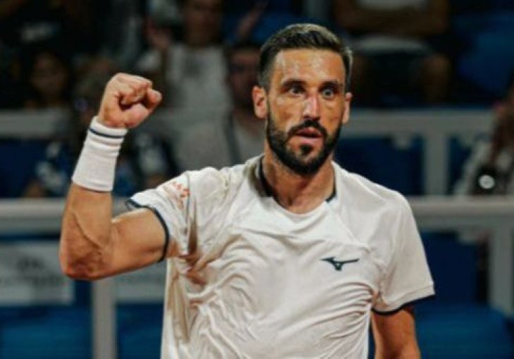 Džumhur pokorio Olbiju: Prvom nosiocu u finalu nije prepustio ni set!