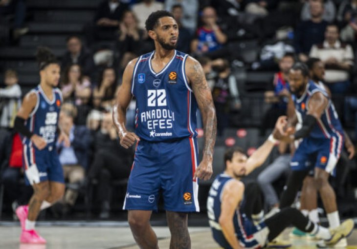 Pejn za dlaku izbjegao Bešiktaš: Džejmsova povreda ga odvela u Efes