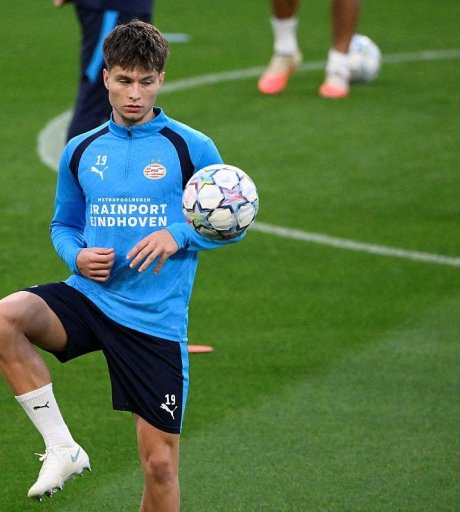 Bosanski dragulj natjerao Bosza da progovori: Trener PSV-a otkrio šta ga je posebno oduševilo!