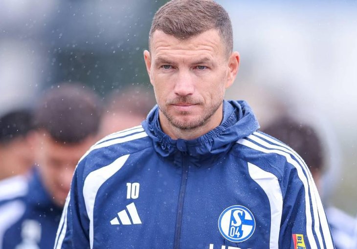 Džeko se vratio na teren, ali jedan detalj s treninga otkriva da priča još nije završena!